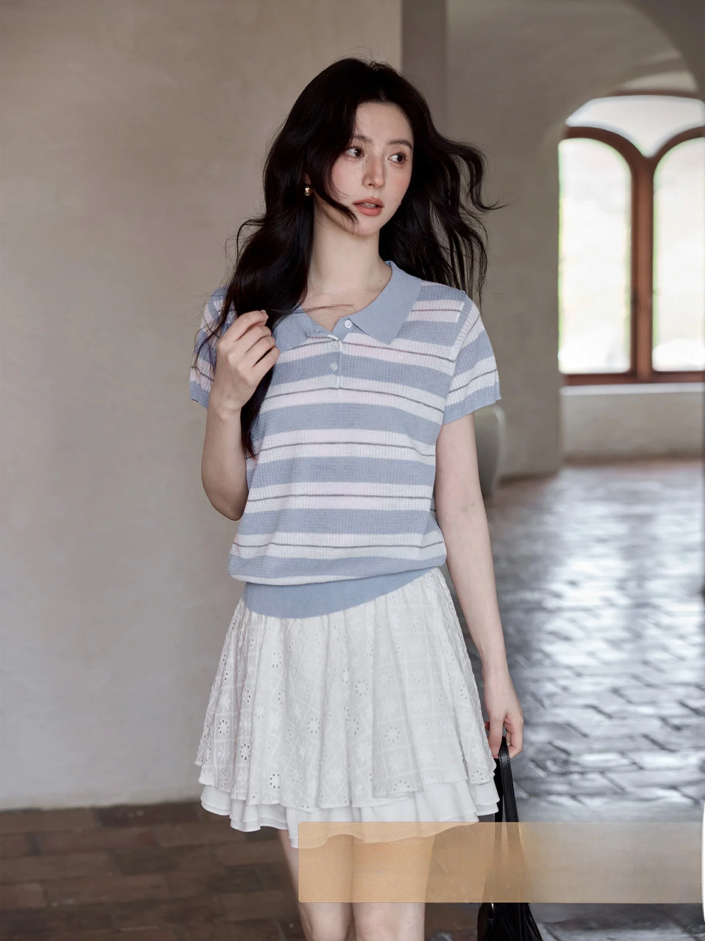 Ximen 2026 New Summer Korean Style Knitted Neck Striped Short Sleeve Color Block Shoulder Top for Young Women
Ximen 2026 New Summer Korean Style Knitted Neck Striped Short Sleeve Color Block Shoulder Top for Young Women