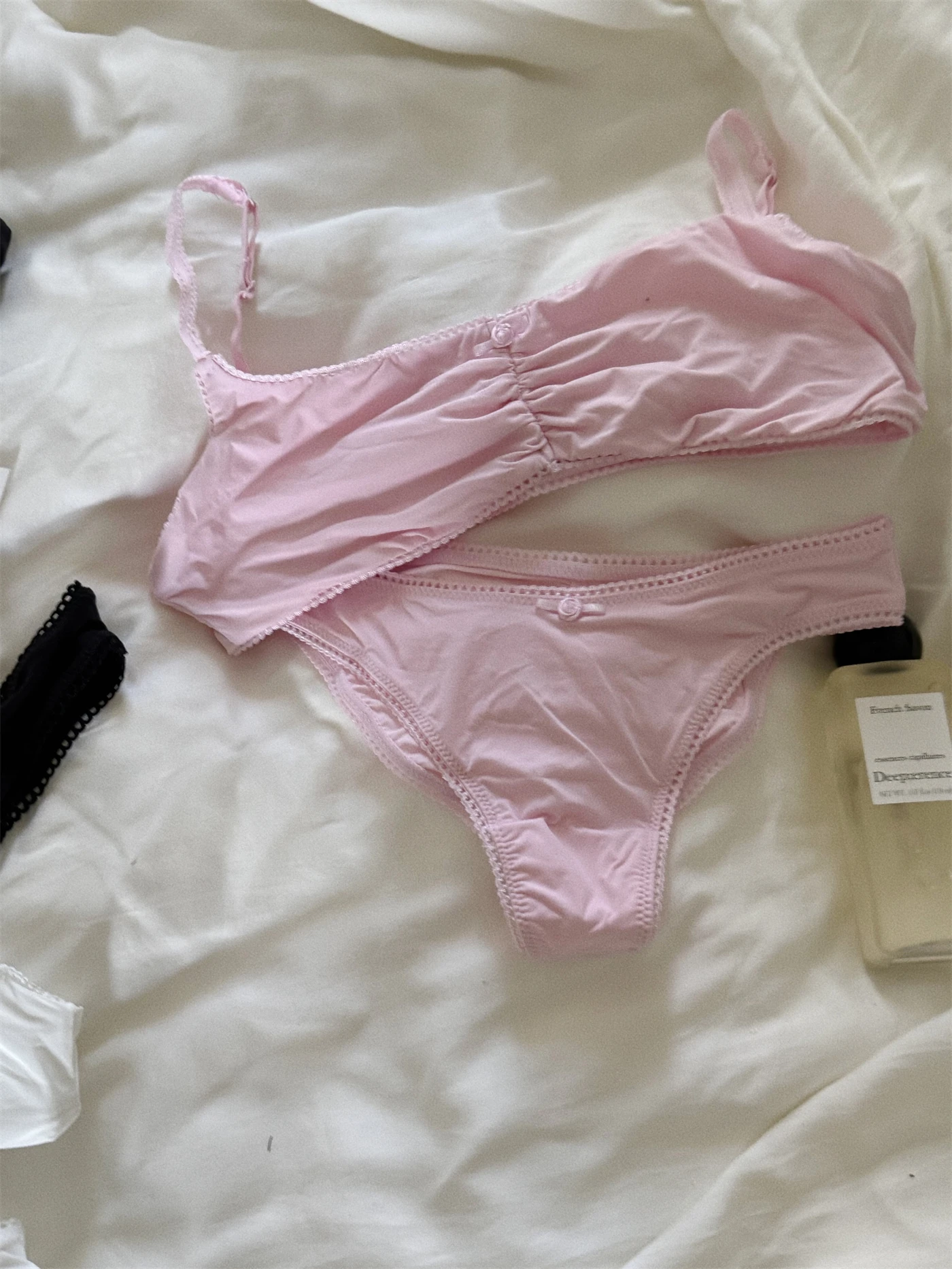 Эластичное сексуальное кружевное нижнее белье с цветочной вышивкой для девочек, женское свежее и нежное нижнее белье с бюстгальтером, женское нижнее белье с цветочным принтом
Эластичное сексуальное кружевное нижнее белье с цветочной вышивкой для девочек, женское свежее и нежное нижнее белье с бюстгальтером, женское нижнее белье с цветочным принтом