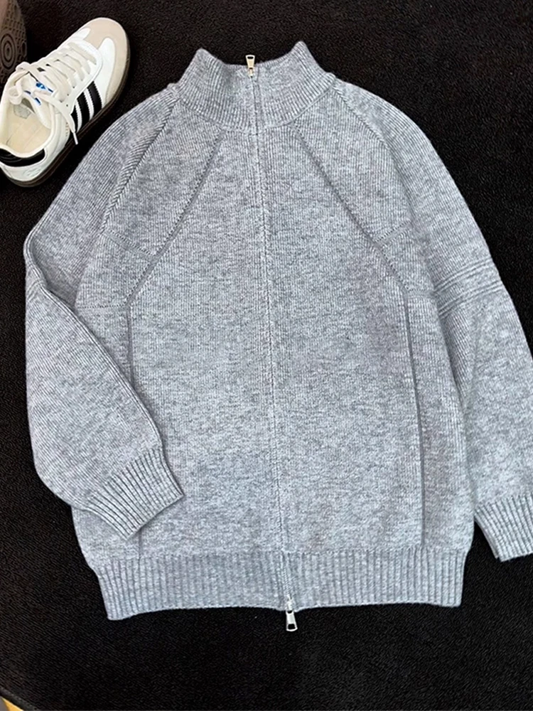 American Style Men's Knitted Sweater with Double Zipper And Stand Collar Autumn Casual Fashion Polyester Fiber Long Sleeve Top
American Style Men's Knitted Sweater with Double Zipper And Stand Collar Autumn Casual Fashion Polyester Fiber Long Sleeve Top