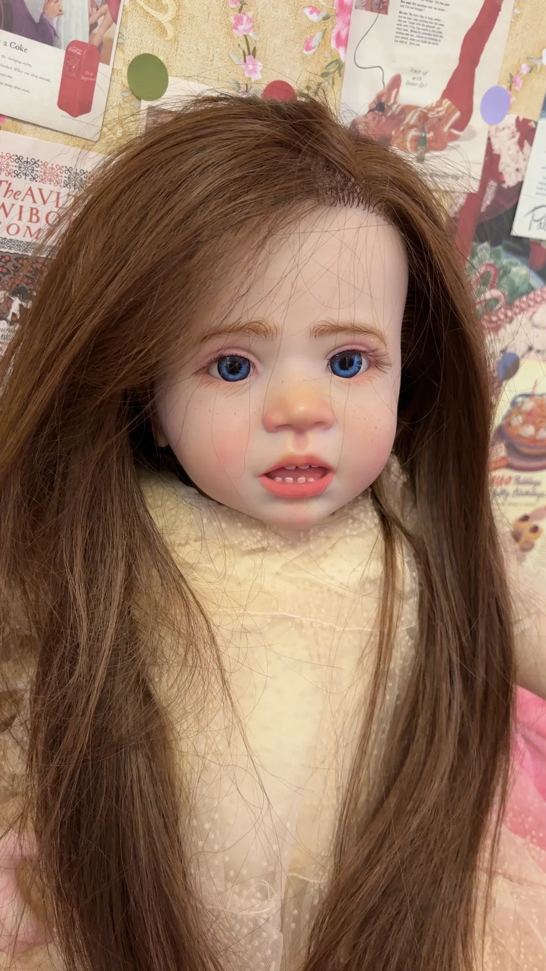 SINO-BB 28-дюймовая кукла Reborn Baby Wini с корнятыми волосами, уже готовая кукла, реальные фотографии
SINO-BB 28-дюймовая кукла Reborn Baby Wini с корнятыми волосами, уже готовая кукла, реальные фотографии