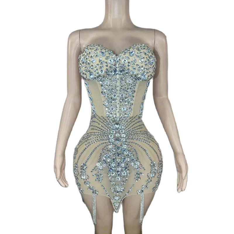 Rhinestone Sexy Glisten Silver Crystals Finges Transparent Strapless Dress Chains Birthday Clothing
Rhinestone Sexy Glisten Silver Crystals Finges Transparent Strapless Dress Chains Birthday Clothing