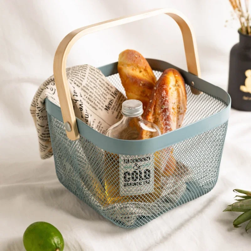 New Wooden Handle Small Basket White Iron Wire Storage Basket Iron Art Fruit Storage Basket Decorative Box Modern Minimalism
New Wooden Handle Small Basket White Iron Wire Storage Basket Iron Art Fruit Storage Basket Decorative Box Modern Minimalism