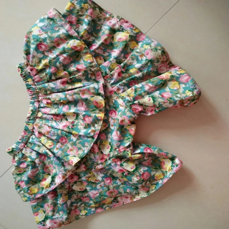 Men's Thin Cotton Floral Print Underwear Breathable Ruffle Trim Briefs Triangle Panties Comfortable Sweet Pants BF Private Party
Men's Thin Cotton Floral Print Underwear Breathable Ruffle Trim Briefs Triangle Panties Comfortable Sweet Pants BF Private Party