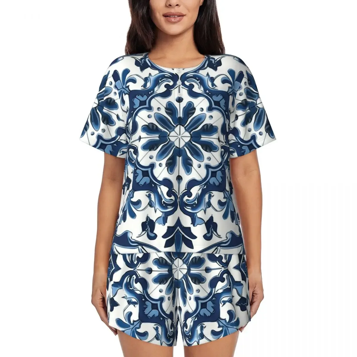 Blue And White Majolica Pattern Round Neck Short Sleeves Nightdress for Sleeping Sleepshirts Women Loose Pajama Set Short Pants
Blue And White Majolica Pattern Round Neck Short Sleeves Nightdress for Sleeping Sleepshirts Women Loose Pajama Set Short Pants