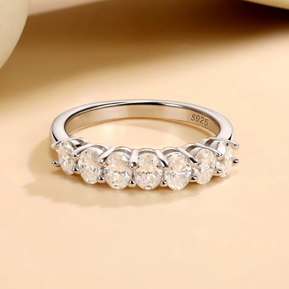 M-JAJA Oval Cut Moissanite Wedding Band Half Eternity Diamond Engagement Ring for Women 925 Sterling Silver Promise Ring Jewelry
M-JAJA Oval Cut Moissanite Wedding Band Half Eternity Diamond Engagement Ring for Women 925 Sterling Silver Promise Ring Jewelry