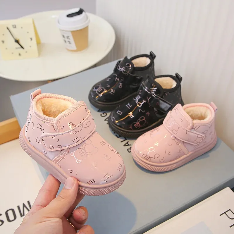 Детские зимние зимние сапоги для девочек, утепленная хлопковая обувь с низким берцем, непромокаемая теплая детская повседневная короткая хлопковая обувь для мальчиков, однотонная липучка
Детские зимние зимние сапоги для девочек, утепленная хлопковая обувь с низким берцем, непромокаемая теплая детская повседневная короткая хлопковая обувь для мальчиков, однотонная липучка