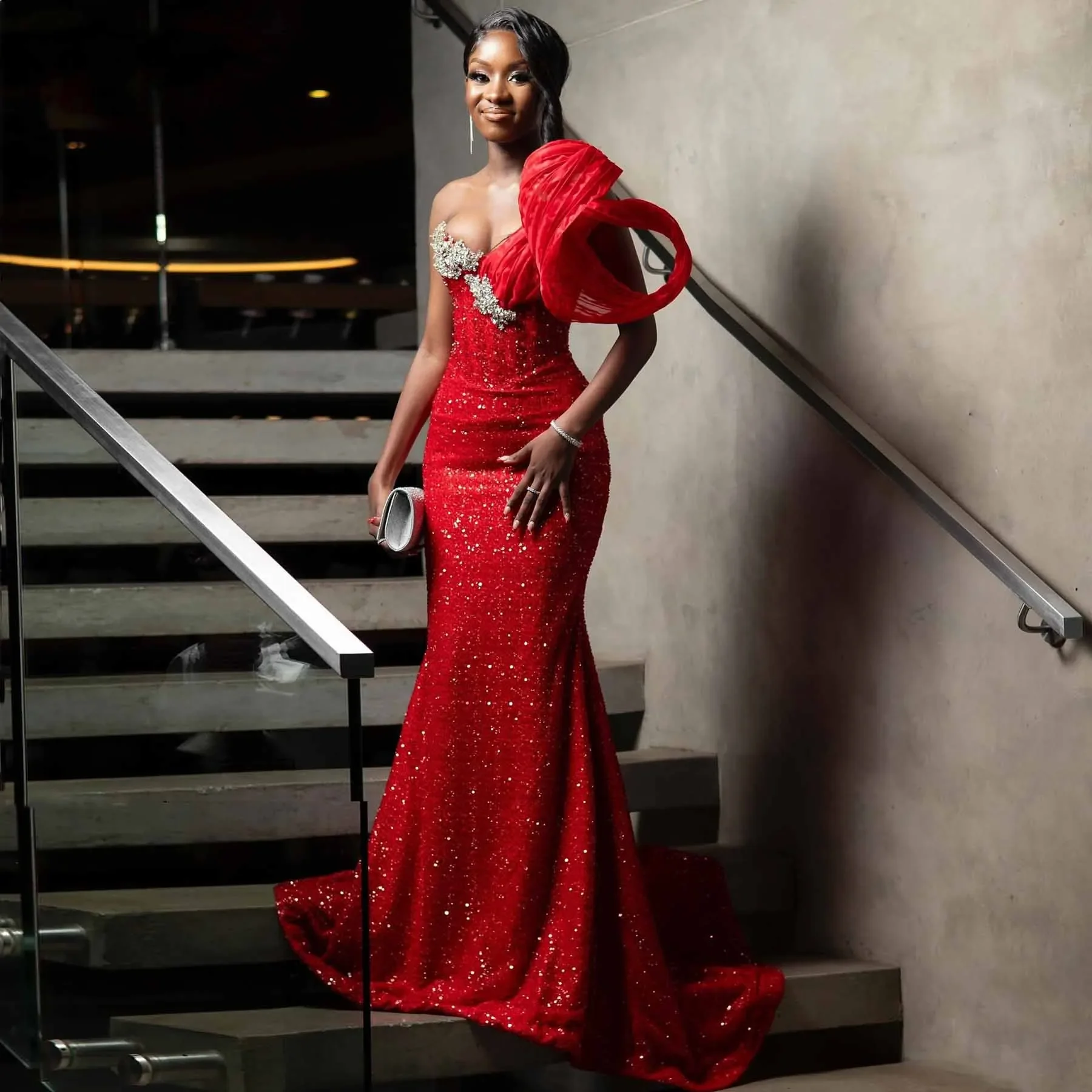 Aso Ebi Style Wedding Reception Gown Black Girls Birthday Evening Dresses Sparkly Sequins Beaded Red African Formal Party Dress
Aso Ebi Style Wedding Reception Gown Black Girls Birthday Evening Dresses Sparkly Sequins Beaded Red African Formal Party Dress