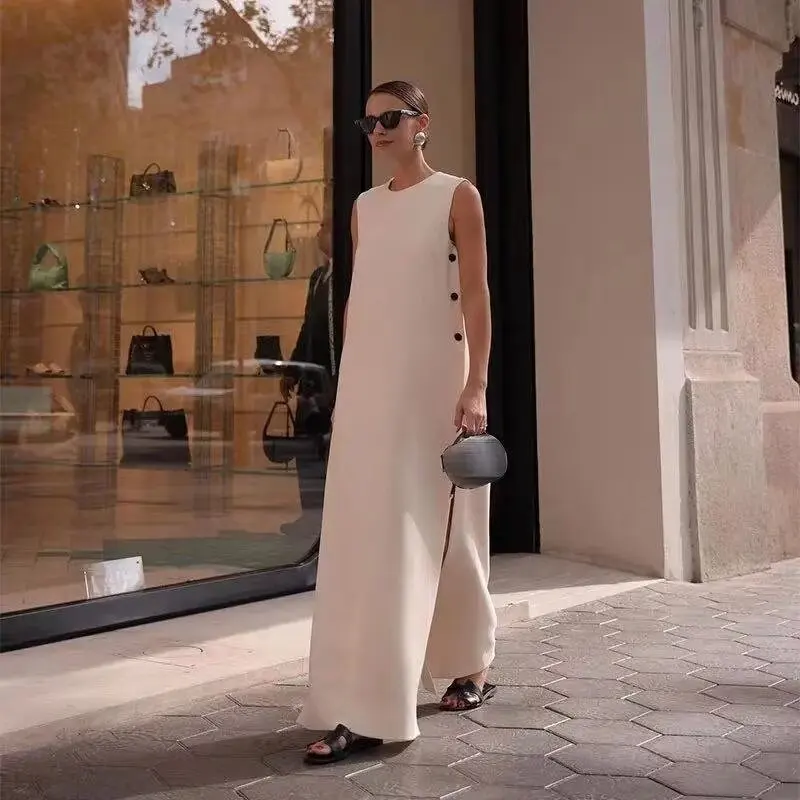 Women Elegant O Neck Split White Maxi Dress Button Sleeveless Loose Long Dress Robes New Female High Street Dresses Vestidos
Women Elegant O Neck Split White Maxi Dress Button Sleeveless Loose Long Dress Robes New Female High Street Dresses Vestidos