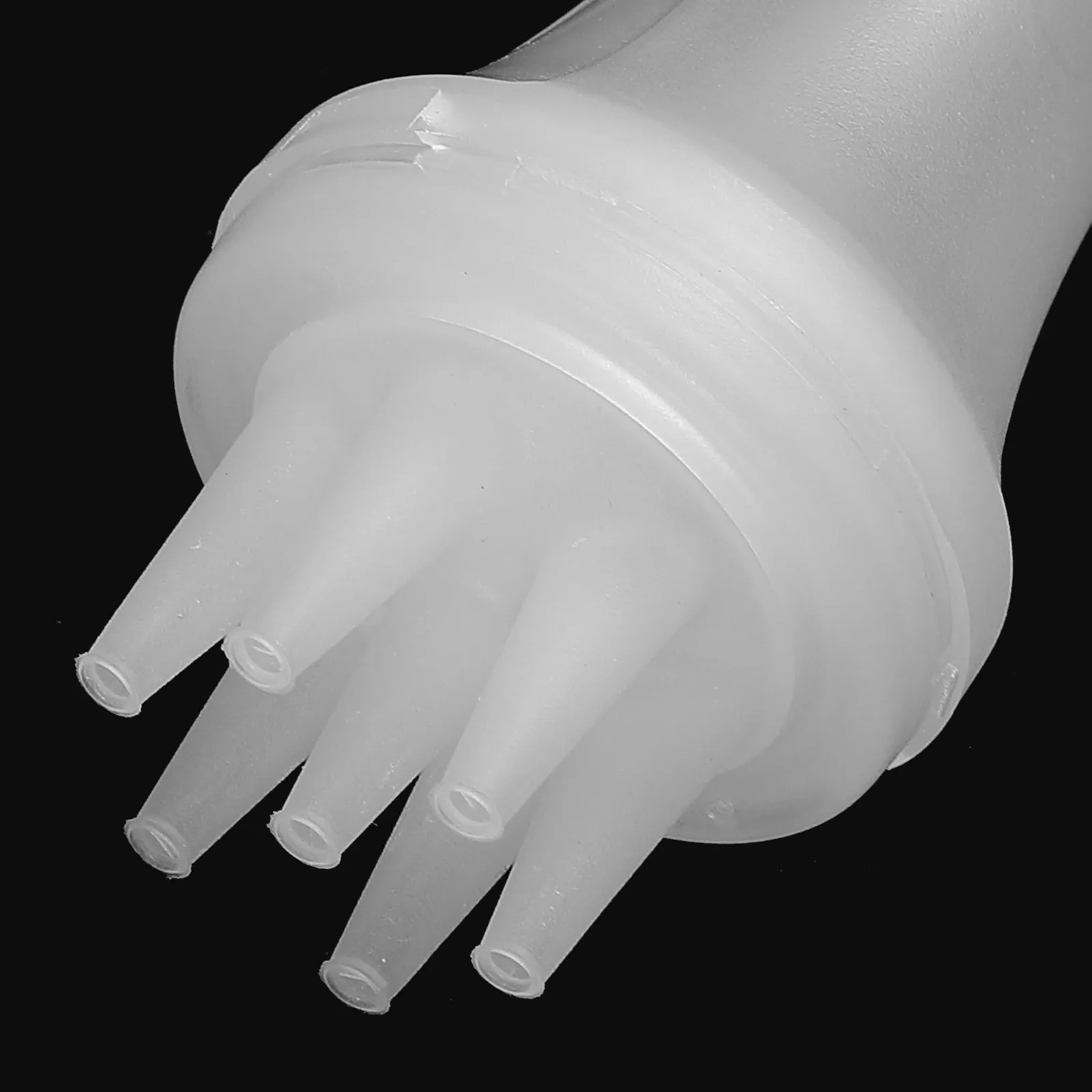 Scalp Massage Comb Hair Serum Applicator White PP Material Liquid Guiding Tool Scalp Bottle Roller Massager For Home Use
Scalp Massage Comb Hair Serum Applicator White PP Material Liquid Guiding Tool Scalp Bottle Roller Massager For Home Use