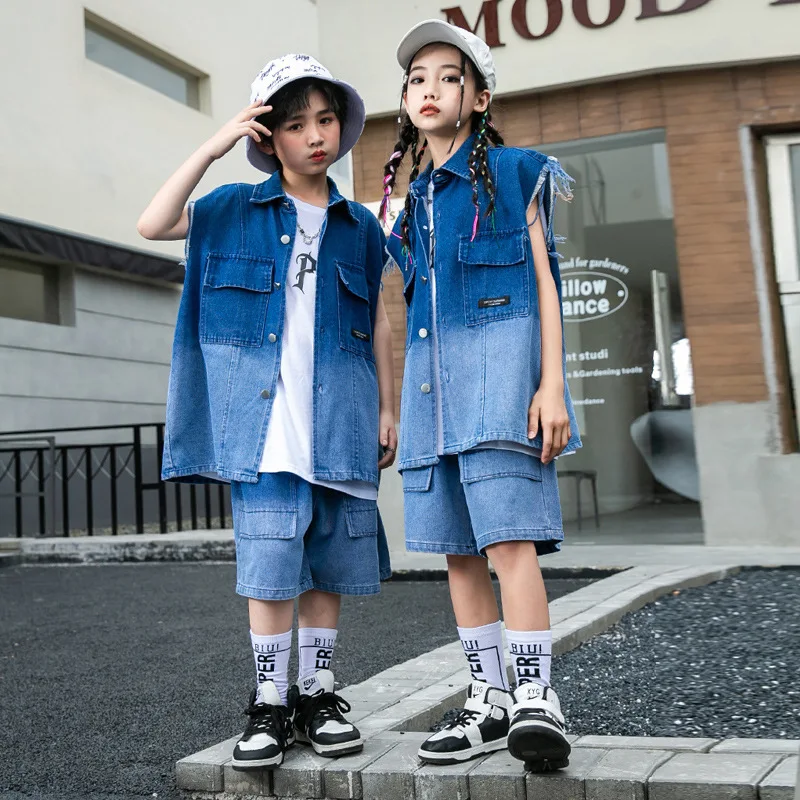Kids Kpop Hip Hop Clothing Gradually Color Denim Vest Top Streetwear Short for Girls Boys Jazz Dance Costume Clothes
Kids Kpop Hip Hop Clothing Gradually Color Denim Vest Top Streetwear Short for Girls Boys Jazz Dance Costume Clothes