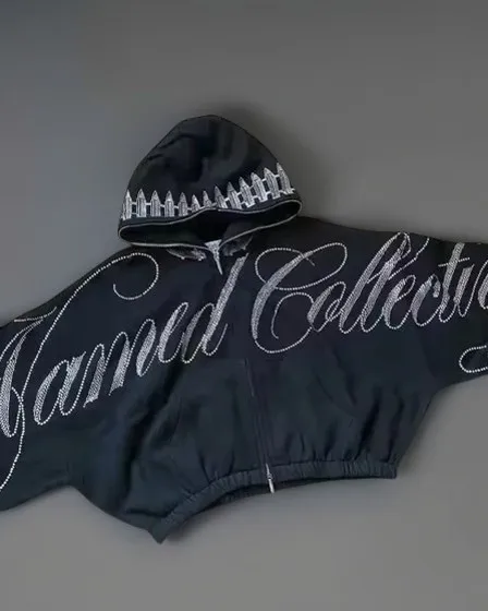 Vintage Letters Rhinestone Sequins Short Jackers Hoodie Womens Jacket Oversized Sweatshirt Casual Streetwear Y2k Clothes
Vintage Letters Rhinestone Sequins Short Jackers Hoodie Womens Jacket Oversized Sweatshirt Casual Streetwear Y2k Clothes