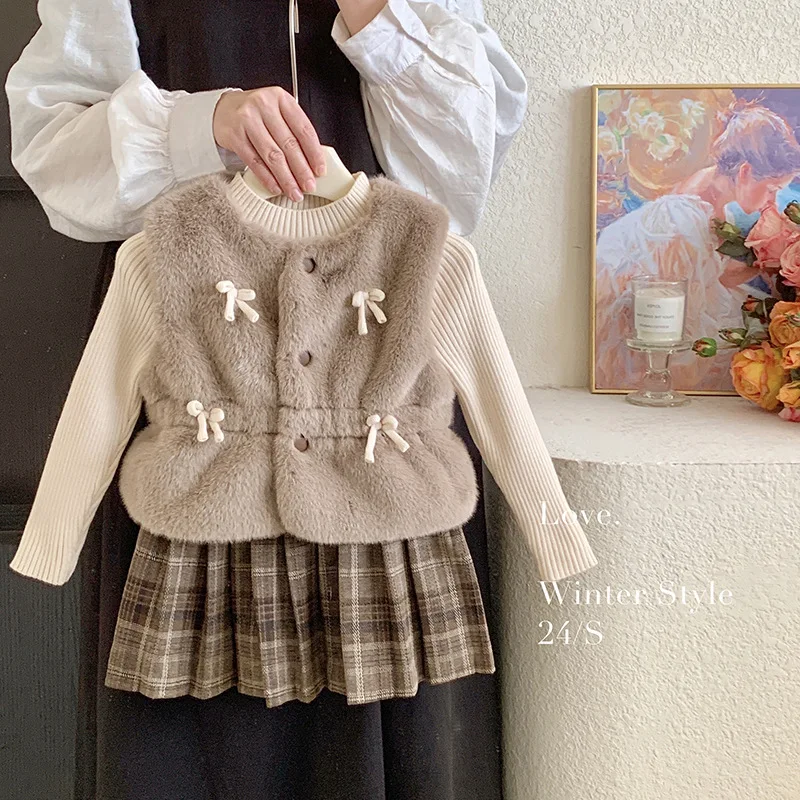 3pcs Girl Clothing Sets Winter Kids Baby Fur Vest Sweater Clothes Suit Toddler Children Girls Vintage Sweet Outfits Sets 2-6yrs
3pcs Girl Clothing Sets Winter Kids Baby Fur Vest Sweater Clothes Suit Toddler Children Girls Vintage Sweet Outfits Sets 2-6yrs