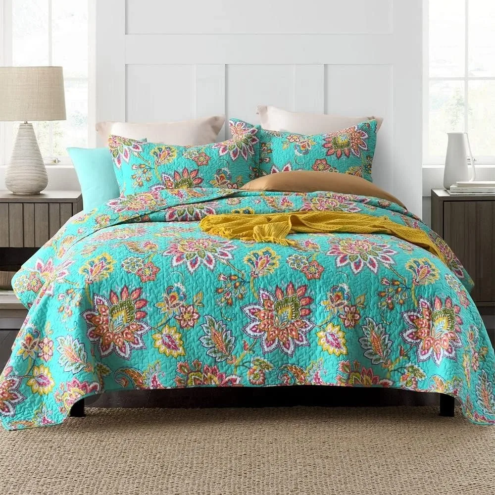 Green Vintage Floral Cotton Quilted Bedspread Set, Reversible Coverlet, Paisley Pattern, Queen Size
Green Vintage Floral Cotton Quilted Bedspread Set, Reversible Coverlet, Paisley Pattern, Queen Size