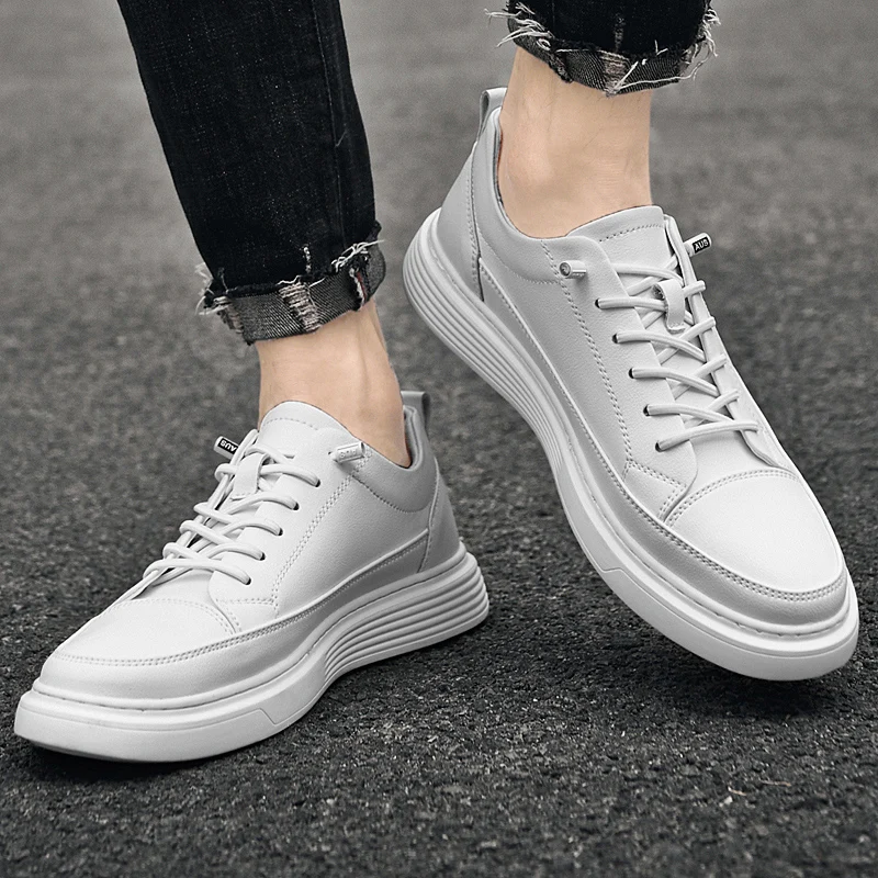 Genuine leather men's board shoes Leisure trend minimalist style Youth adult outdoor activity fashion party leather shoes
Genuine leather men's board shoes Leisure trend minimalist style Youth adult outdoor activity fashion party leather shoes
