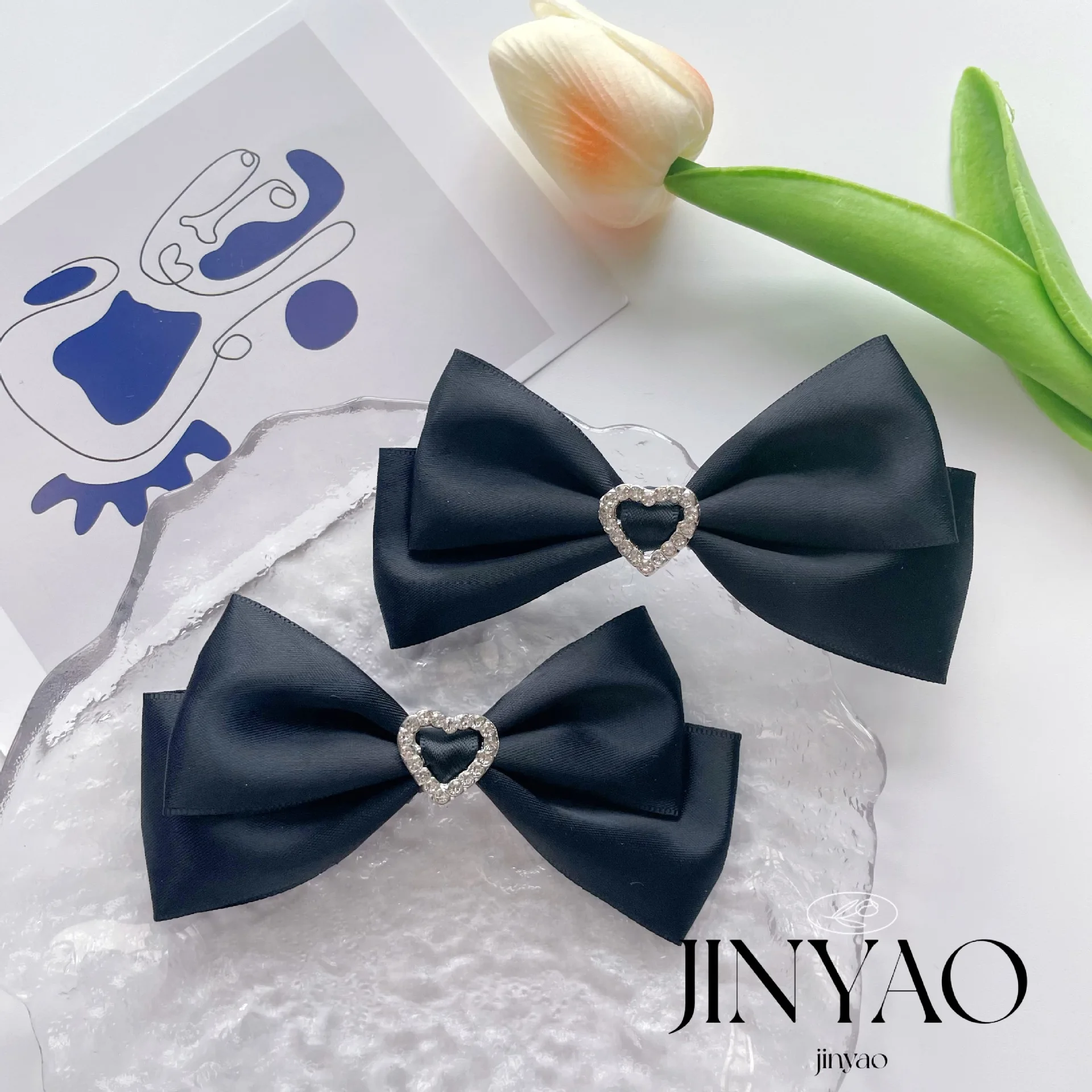 Sweet Girl Rhinestone Heart Bow Hair Clips Alloy Korean Ins Minimalist Aesthetic Hairpin No Slip Secure Daily Gift
Sweet Girl Rhinestone Heart Bow Hair Clips Alloy Korean Ins Minimalist Aesthetic Hairpin No Slip Secure Daily Gift