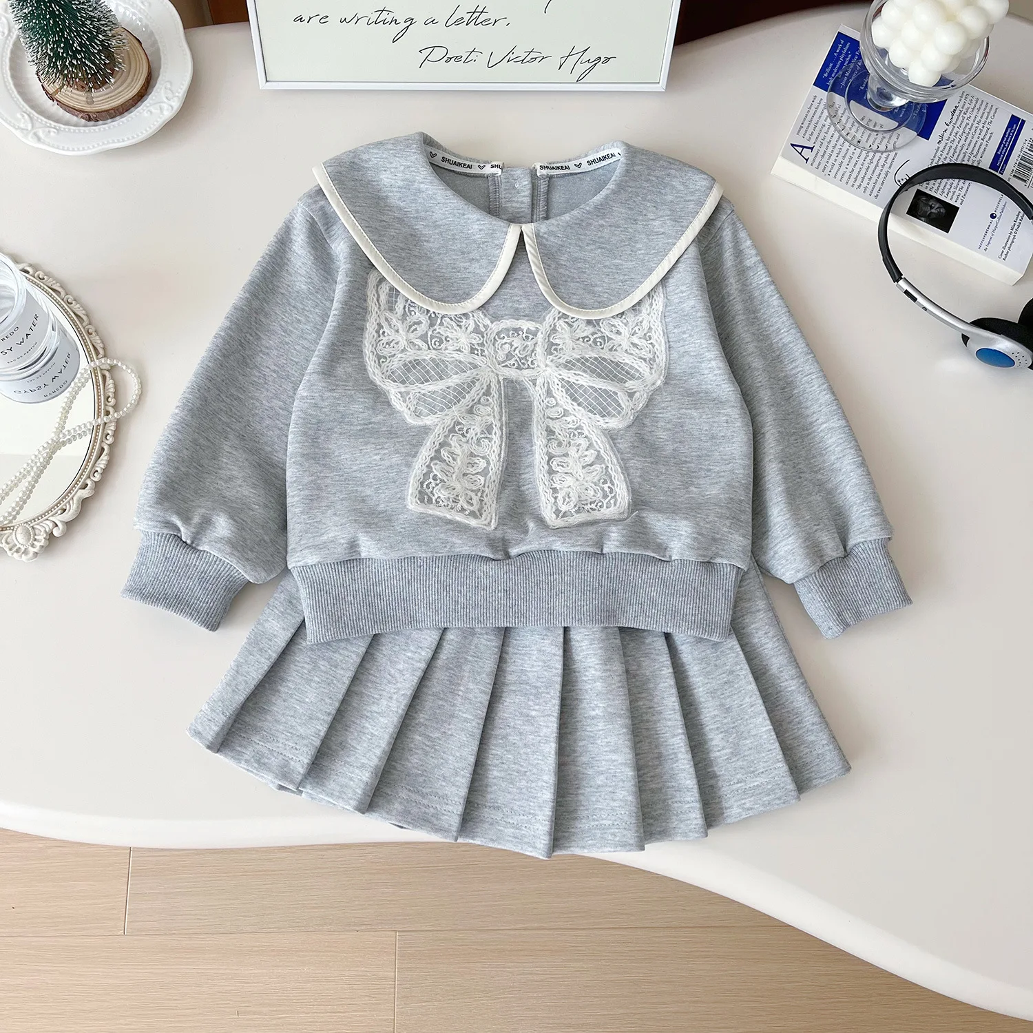 Girls Clothes Sets New Autumn Spring Kids Child Girl Sweatshirt Sets Children Sweet Pullover Top and Skirt 2pcs Clothing Suit
Girls Clothes Sets New Autumn Spring Kids Child Girl Sweatshirt Sets Children Sweet Pullover Top and Skirt 2pcs Clothing Suit
