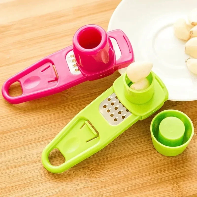 1pc Multi-Functional Garlic Press and Grater Cutter Peeler Manual Garlic Mincer Chopping Garlic Kitchen Tool for Easy Cooking
1pc Multi-Functional Garlic Press and Grater Cutter Peeler Manual Garlic Mincer Chopping Garlic Kitchen Tool for Easy Cooking