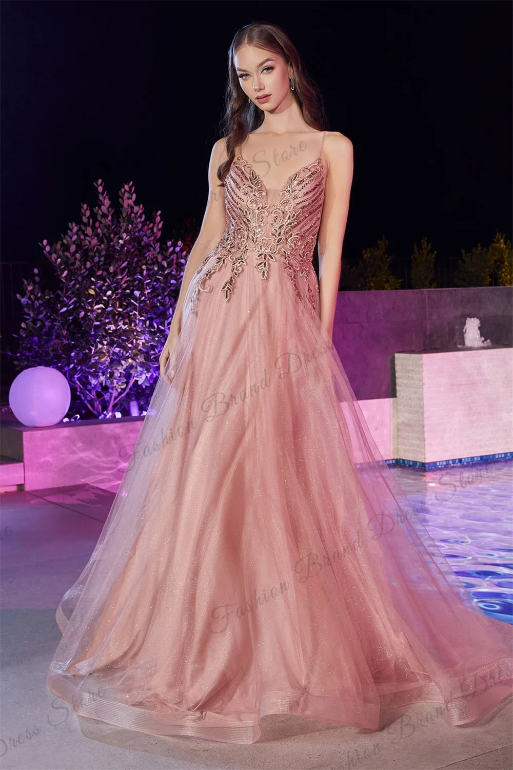 Tulle Spaghetti Straps V-neck Sequins Prom Dresses Lace Appliques Sparkly Corset Evening Dress Sleeveless A Line Long Ball Gowns
Tulle Spaghetti Straps V-neck Sequins Prom Dresses Lace Appliques Sparkly Corset Evening Dress Sleeveless A Line Long Ball Gowns
