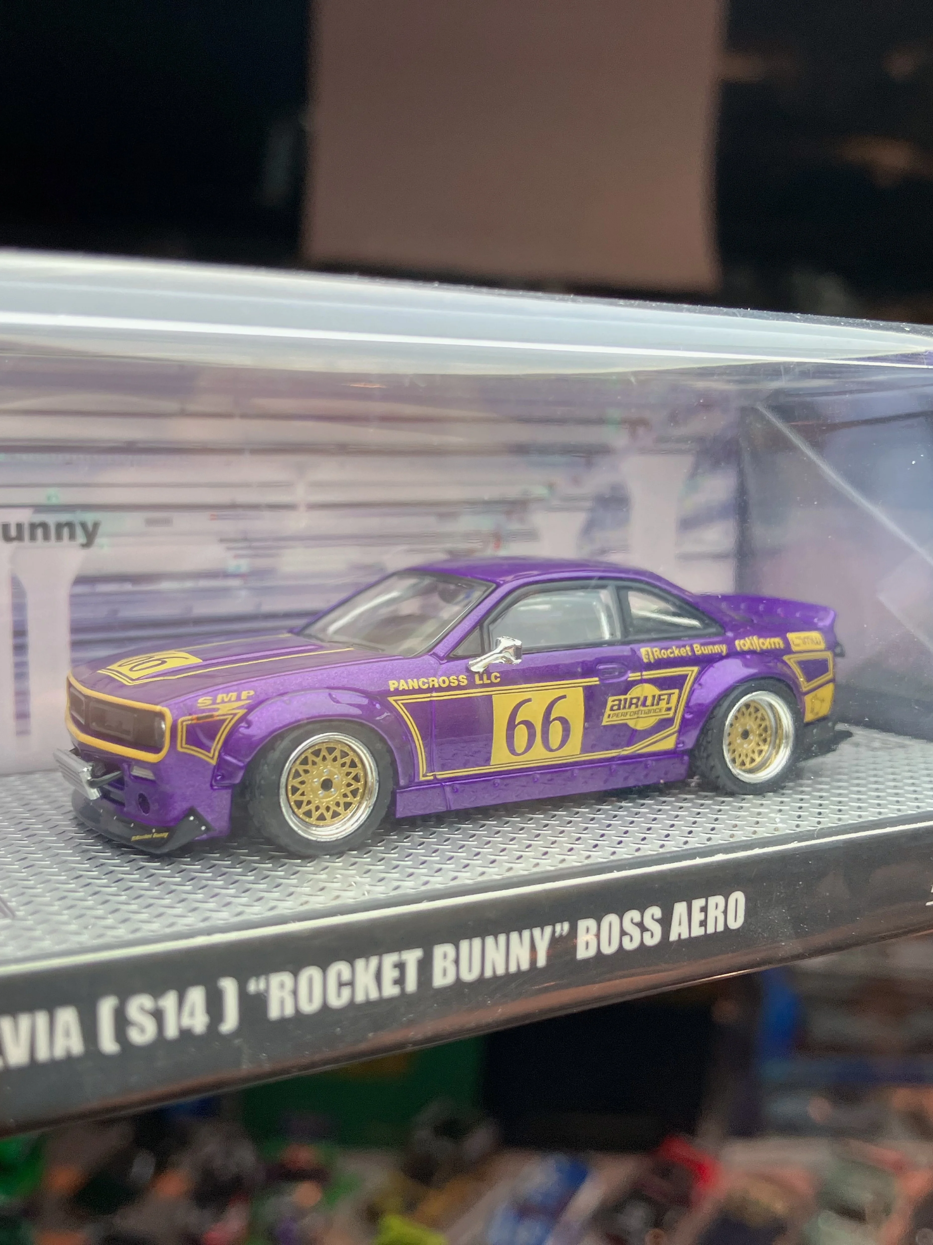 Inno64 1:64 Silvia S14 Rocket Bunny Boss AER0 JDM Diecast Model Car Collection Limited Edition Alloy
Inno64 1:64 Silvia S14 Rocket Bunny Boss AER0 JDM Diecast Model Car Collection Limited Edition Alloy