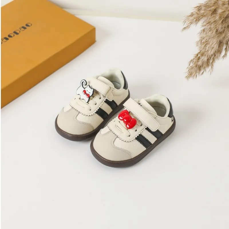 Children's sports shoes autumn new style girls' board shoes comfortable soft sole baby moral training casual shoes Red Size16-26
Children's sports shoes autumn new style girls' board shoes comfortable soft sole baby moral training casual shoes Red Size16-26