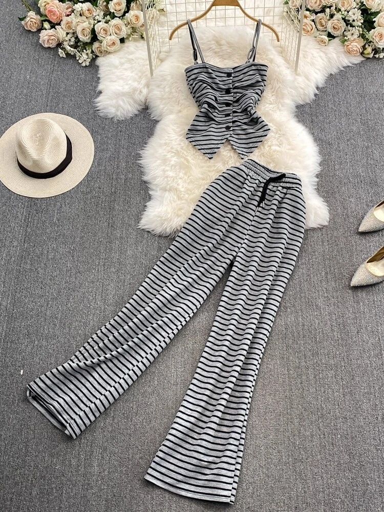 Summer Outfit Woman 2025 Tank Vest And Pants Set Woman Striped High Waisted Wide Leg Pants Set Two Piece Suit Female Clothing
Summer Outfit Woman 2025 Tank Vest And Pants Set Woman Striped High Waisted Wide Leg Pants Set Two Piece Suit Female Clothing