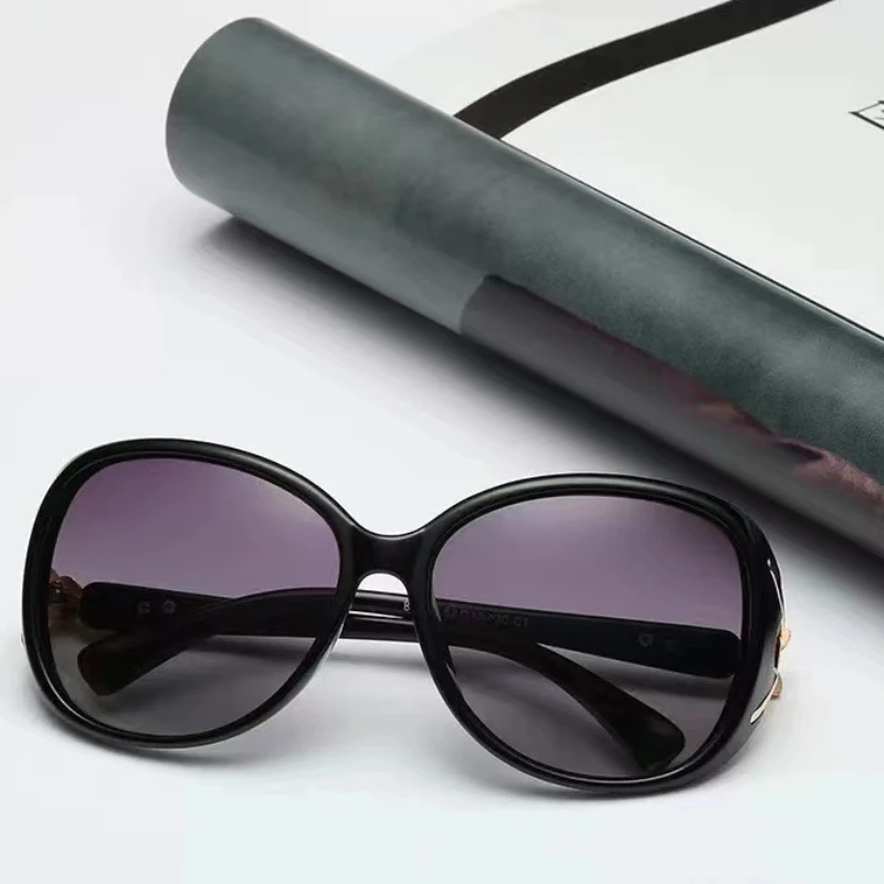 Vintage Oversized Square Frame Sunglasses Women Retro Stylish Polarized Sun Glasses Shades UV400 Designer Streetwear Eyewear
Vintage Oversized Square Frame Sunglasses Women Retro Stylish Polarized Sun Glasses Shades UV400 Designer Streetwear Eyewear