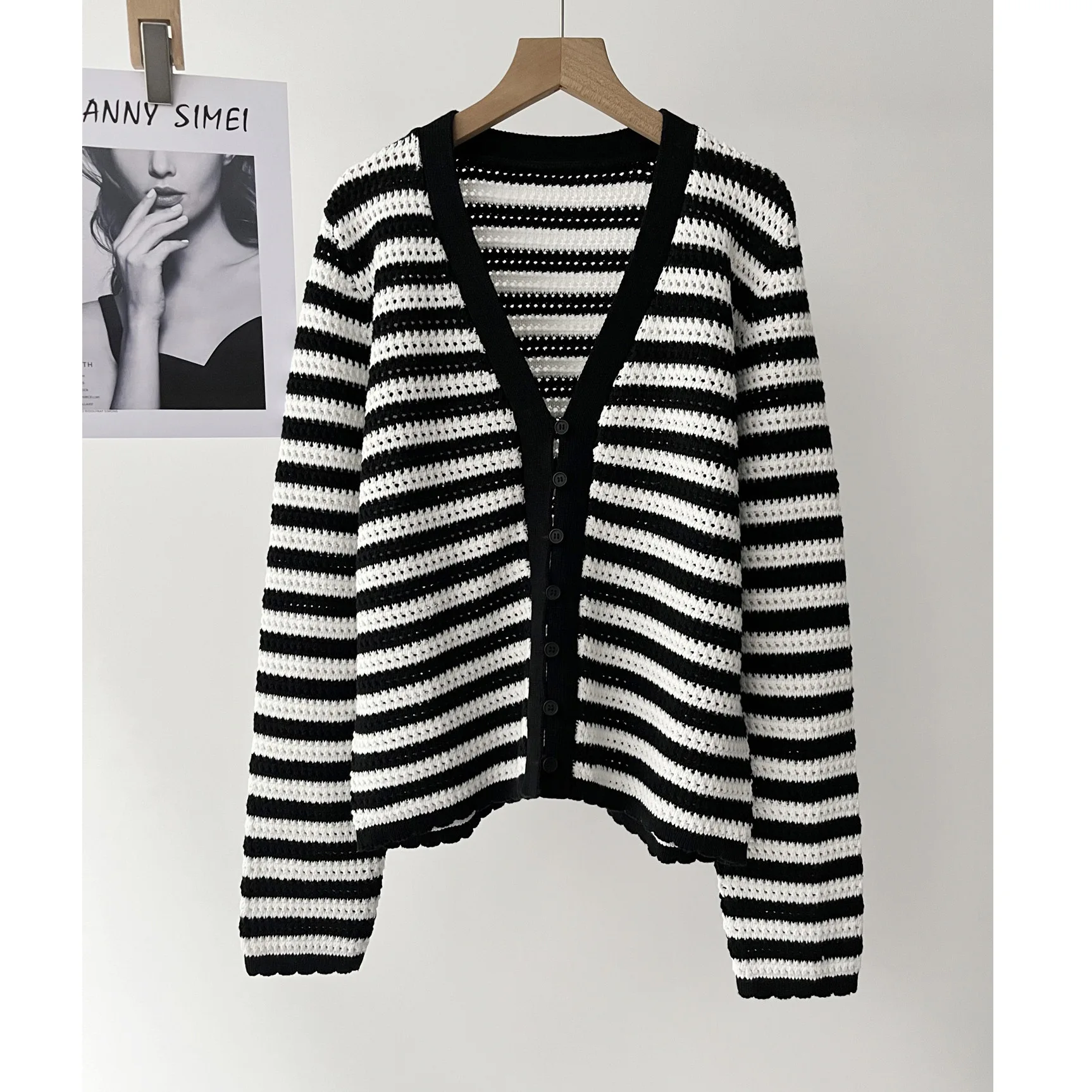 Women's urban commuter casual fashion V-neck striped knitted cardigan top spring 16a-2693
Women's urban commuter casual fashion V-neck striped knitted cardigan top spring 16a-2693