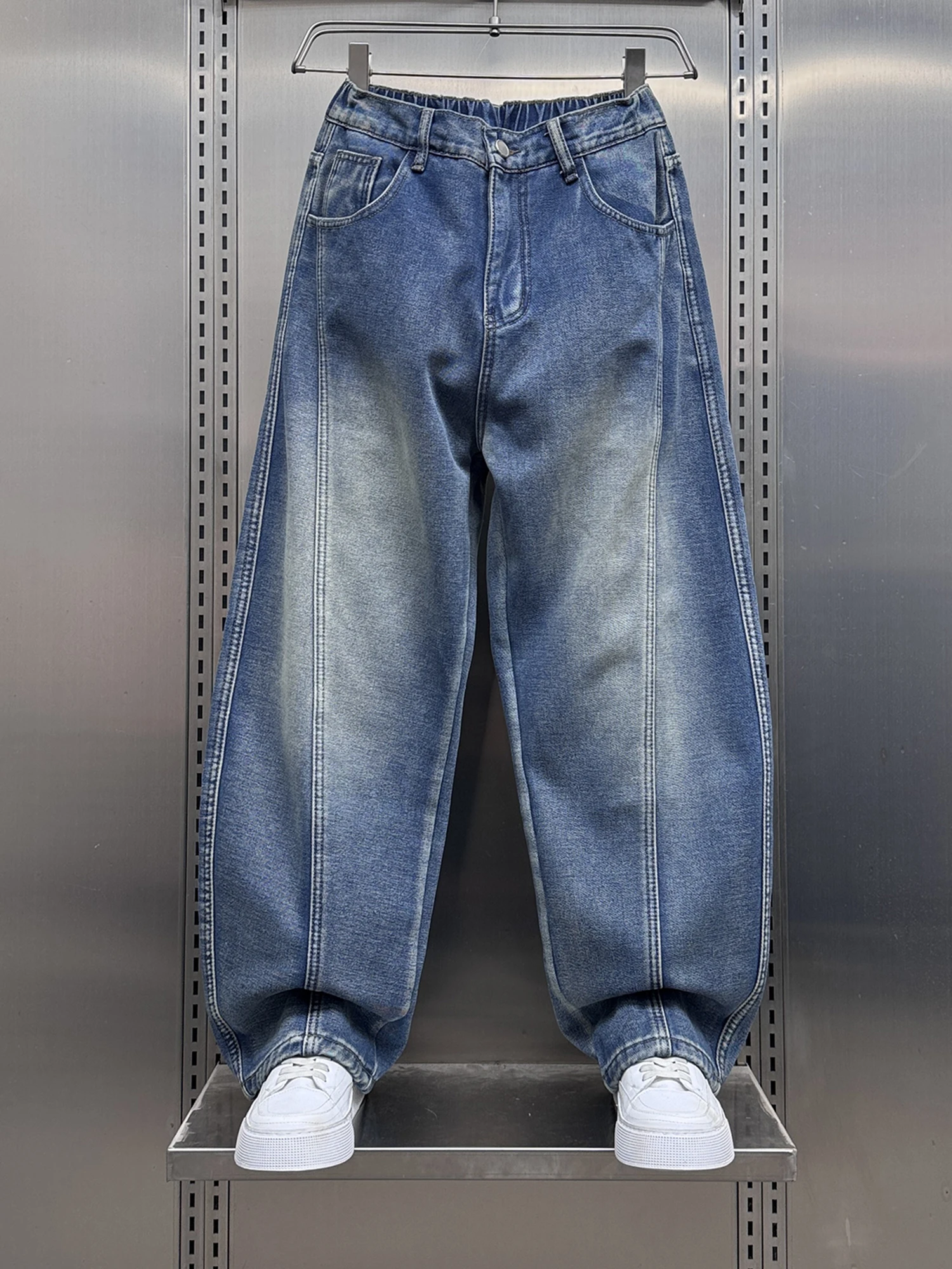 Autumn Winter Men's Casual Fce Lined Loose Straight Leg Jeans Elastic Waist Waed out Trendy Splicing Water Waed Denim ...
Autumn Winter Men's Casual Fce Lined Loose Straight Leg Jeans Elastic Waist Waed out Trendy Splicing Water Waed Denim ...