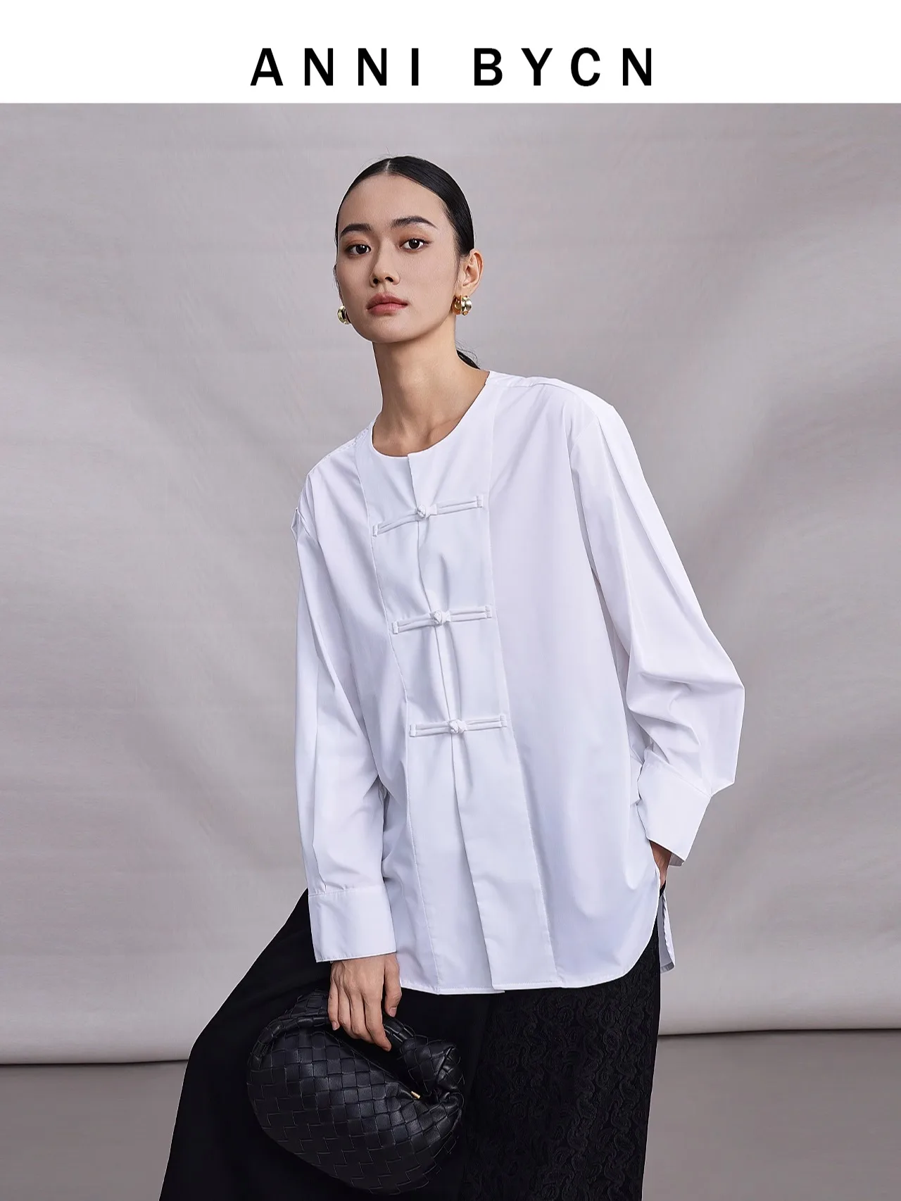 New Chinese Style White Shirt Women's Spring Loose round Neck Mid-Length Button-Up Top Elegant National Trend Bamboo Fiber
New Chinese Style White Shirt Women's Spring Loose round Neck Mid-Length Button-Up Top Elegant National Trend Bamboo Fiber