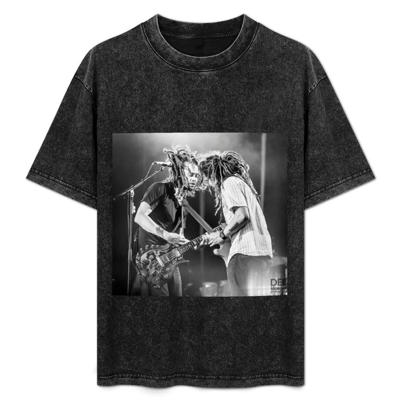Soja T-Shirt Creative Graphic Tee Shirt
Soja T-Shirt Creative Graphic Tee Shirt