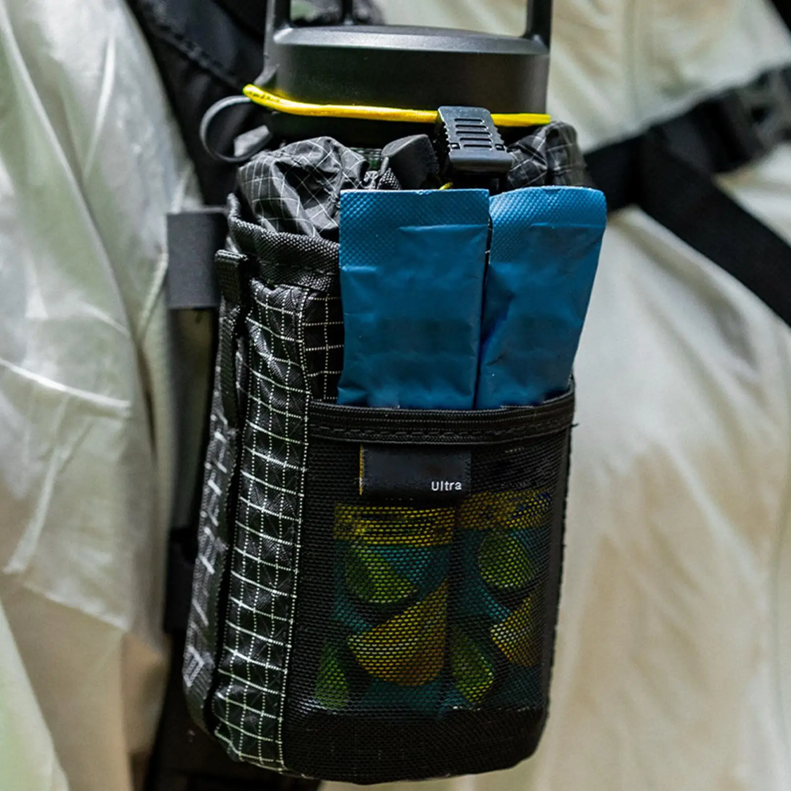 Sling Water Bottle Holder, Belt Strap Carrier Pouch, Hiking Gym Running School Travel Sports Workout Hydration Supplies 
Sling Water Bottle Holder, Belt Strap Carrier Pouch, Hiking Gym Running School Travel Sports Workout Hydration Supplies