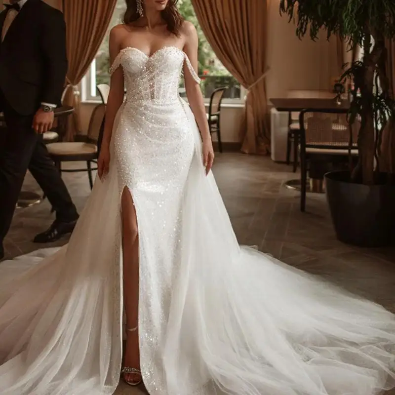 customized Glamorous Appliques Royal Train Lace Ball Gown Wedding Dress Sequin Sweetheart Princess Bridal Gown
customized Glamorous Appliques Royal Train Lace Ball Gown Wedding Dress Sequin Sweetheart Princess Bridal Gown