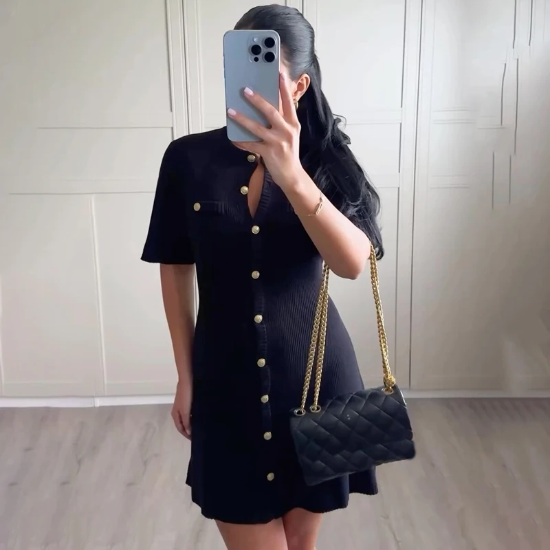 Elegant White Knitted Mini Dress Women Sexy Slim Fit Ribbed Knit Dress Metal Button Short Sleeve Holiday Party Mini Dress 
Elegant White Knitted Mini Dress Women Sexy Slim Fit Ribbed Knit Dress Metal Button Short Sleeve Holiday Party Mini Dress