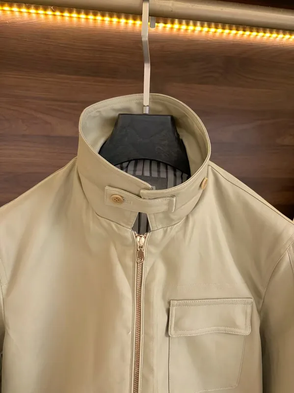 European and American Italian BC version old money style light luxury autumn and winter lapel casual jacket
European and American Italian BC version old money style light luxury autumn and winter lapel casual jacket