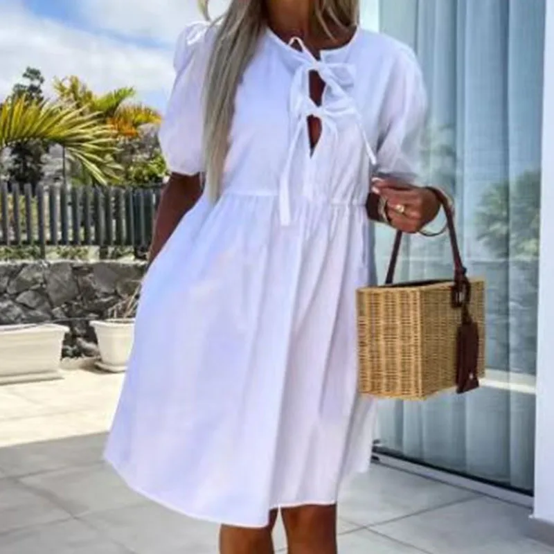 Casual High Waist Pleated Short Dress Fashion O Neck Lace Up Hollow Out Party Dress Summer Puff Sleeve Solid Color Pleated Dress
Casual High Waist Pleated Short Dress Fashion O Neck Lace Up Hollow Out Party Dress Summer Puff Sleeve Solid Color Pleated Dress