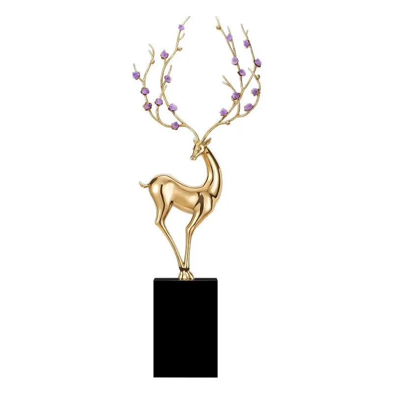 Entrance amethyst deer ornament next to the living room TV cabinet
Entrance amethyst deer ornament next to the living room TV cabinet