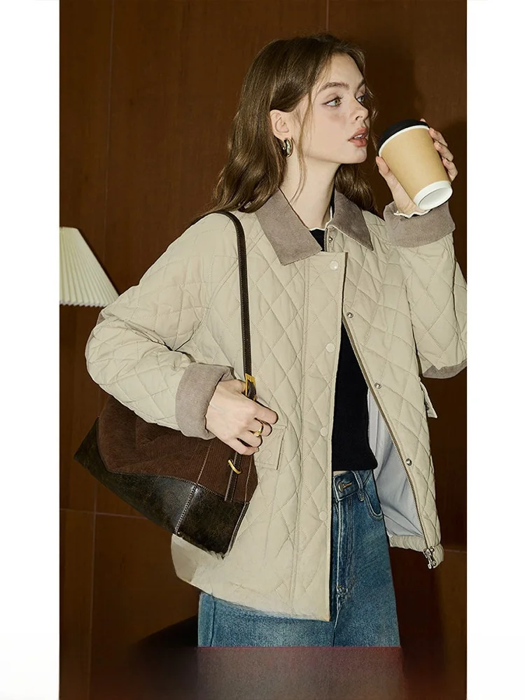 KuNmArVi BaEn Wind Rhombus Short Long Sleeve Cotton Jacket Women's Winter New Loose Simple Commuting Outerwear
KuNmArVi BaEn Wind Rhombus Short Long Sleeve Cotton Jacket Women's Winter New Loose Simple Commuting Outerwear