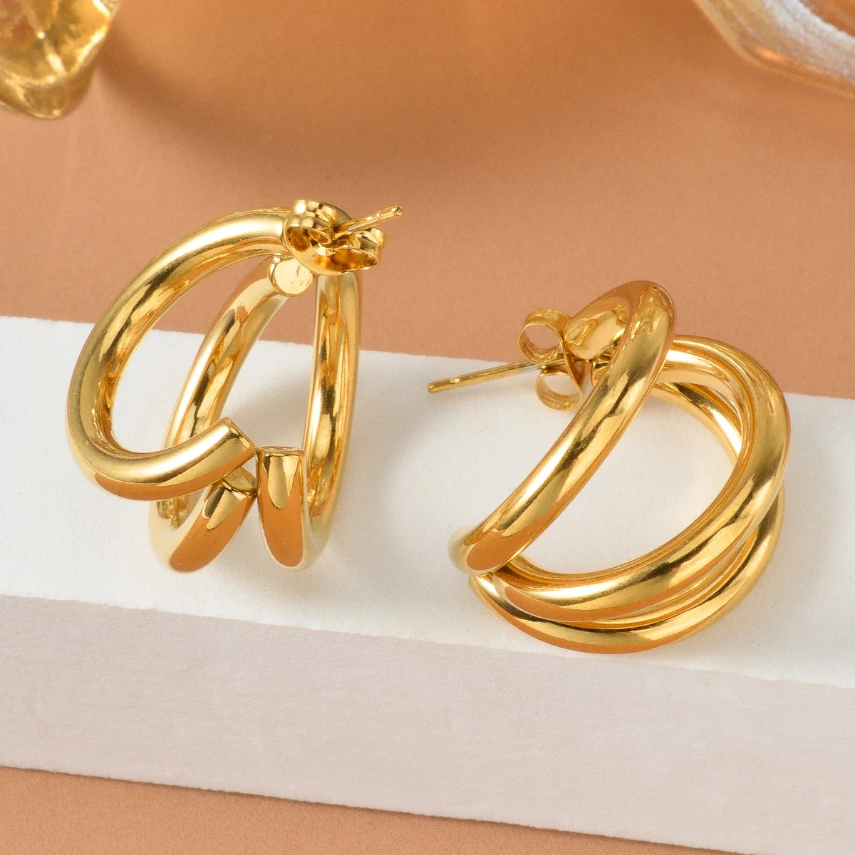 Gold Plated Stainless Steel Hoop Earrings Light Luxury Chic Trendy Women Fashion Valentine Birthday Gift Anniversary Present
Gold Plated Stainless Steel Hoop Earrings Light Luxury Chic Trendy Women Fashion Valentine Birthday Gift Anniversary Present