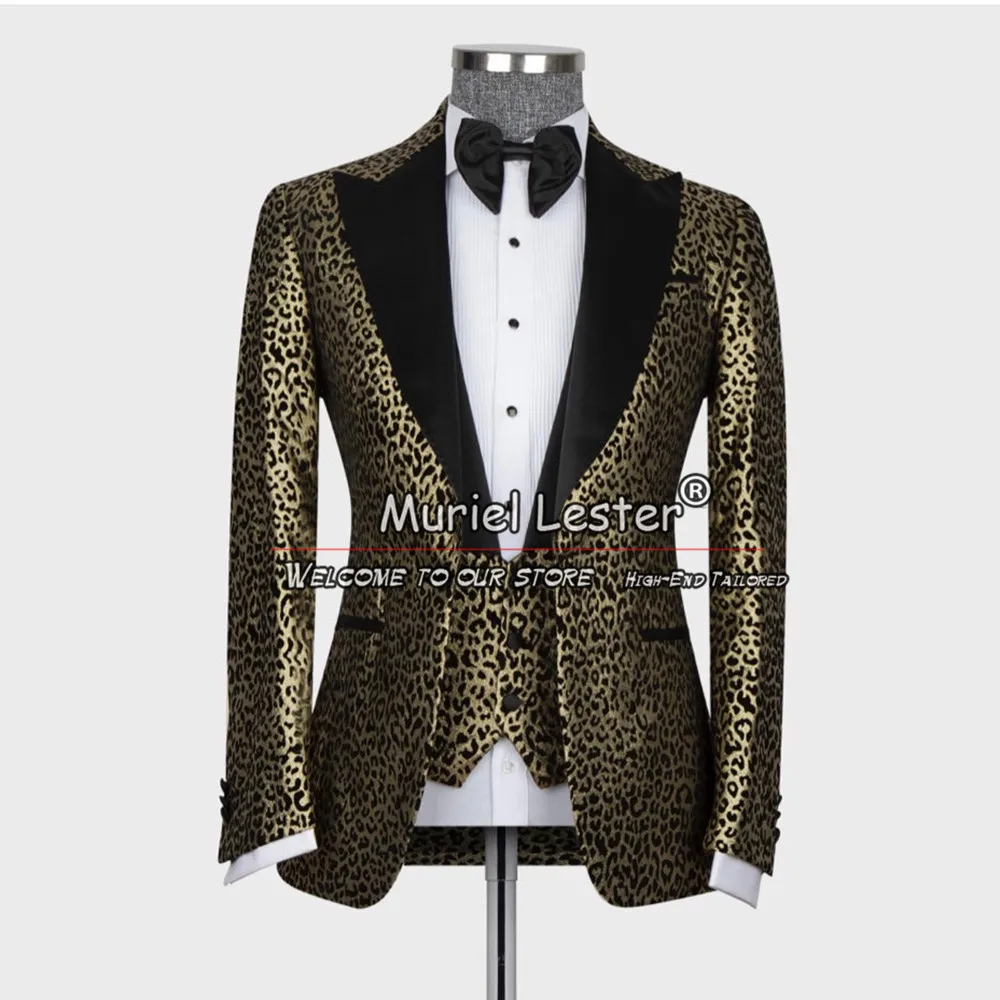 Elegant Leopard Print Gold-Black Tuxedo Tailor Made Black Notch Laple Blazer Vest Pants 3 Pieces Formal Party Wedding Men Suits
Elegant Leopard Print Gold-Black Tuxedo Tailor Made Black Notch Laple Blazer Vest Pants 3 Pieces Formal Party Wedding Men Suits
