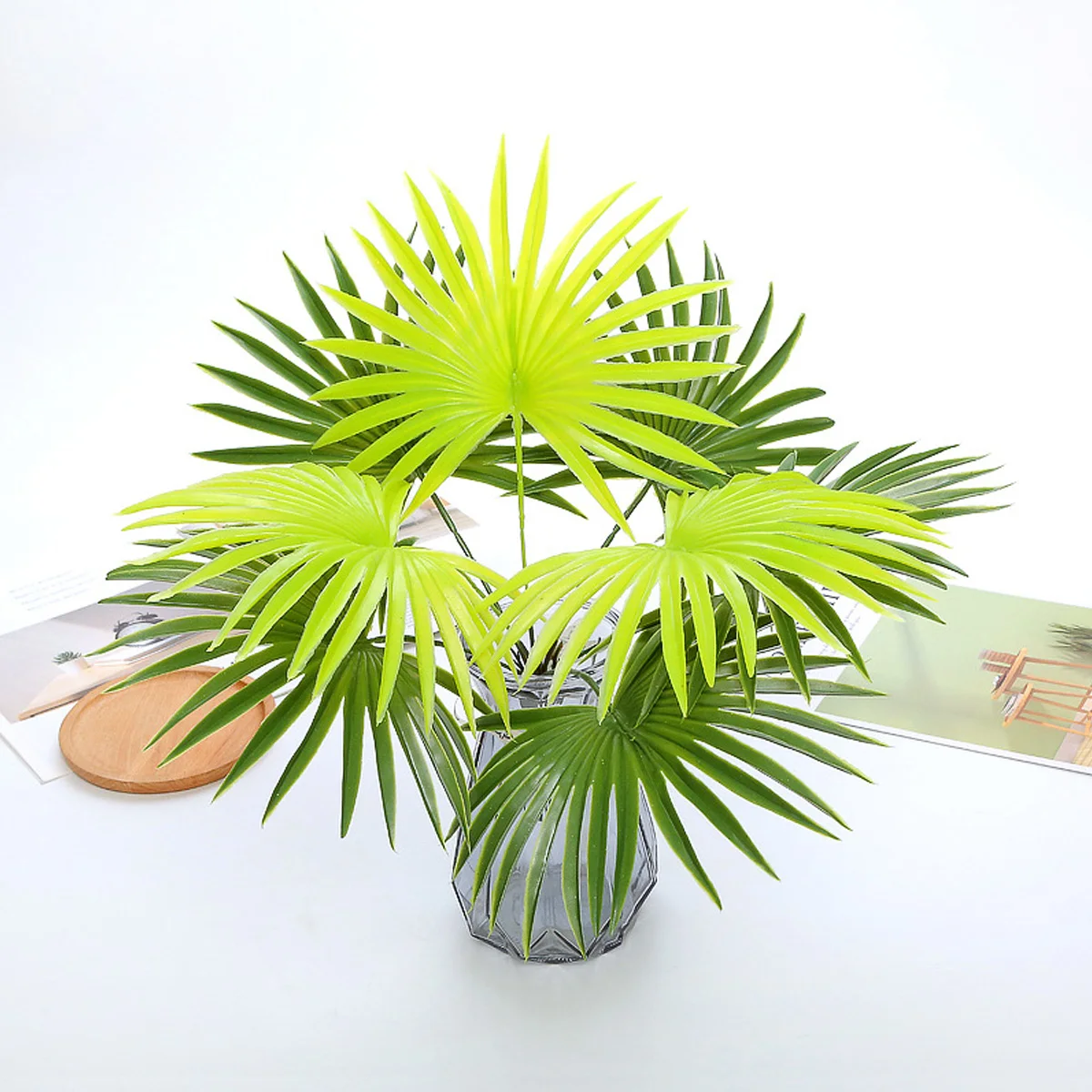 Simulated Green Artificial Bonsai Plastic Palm Leaf Decorative Plant Ornament Green Yellow Home Office Desktop Decoration Fake
Simulated Green Artificial Bonsai Plastic Palm Leaf Decorative Plant Ornament Green Yellow Home Office Desktop Decoration Fake