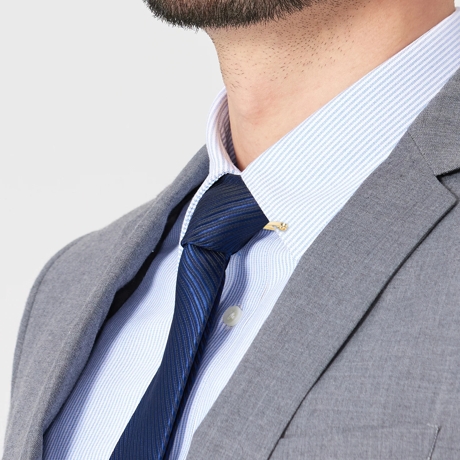 2pcs Women'S Anti-Flash Brooch Copper Cardigan Clip Shawl Scarf Pin Fashion Clothes Accessory Collar Clips Sweater Buckle
2pcs Women'S Anti-Flash Brooch Copper Cardigan Clip Shawl Scarf Pin Fashion Clothes Accessory Collar Clips Sweater Buckle