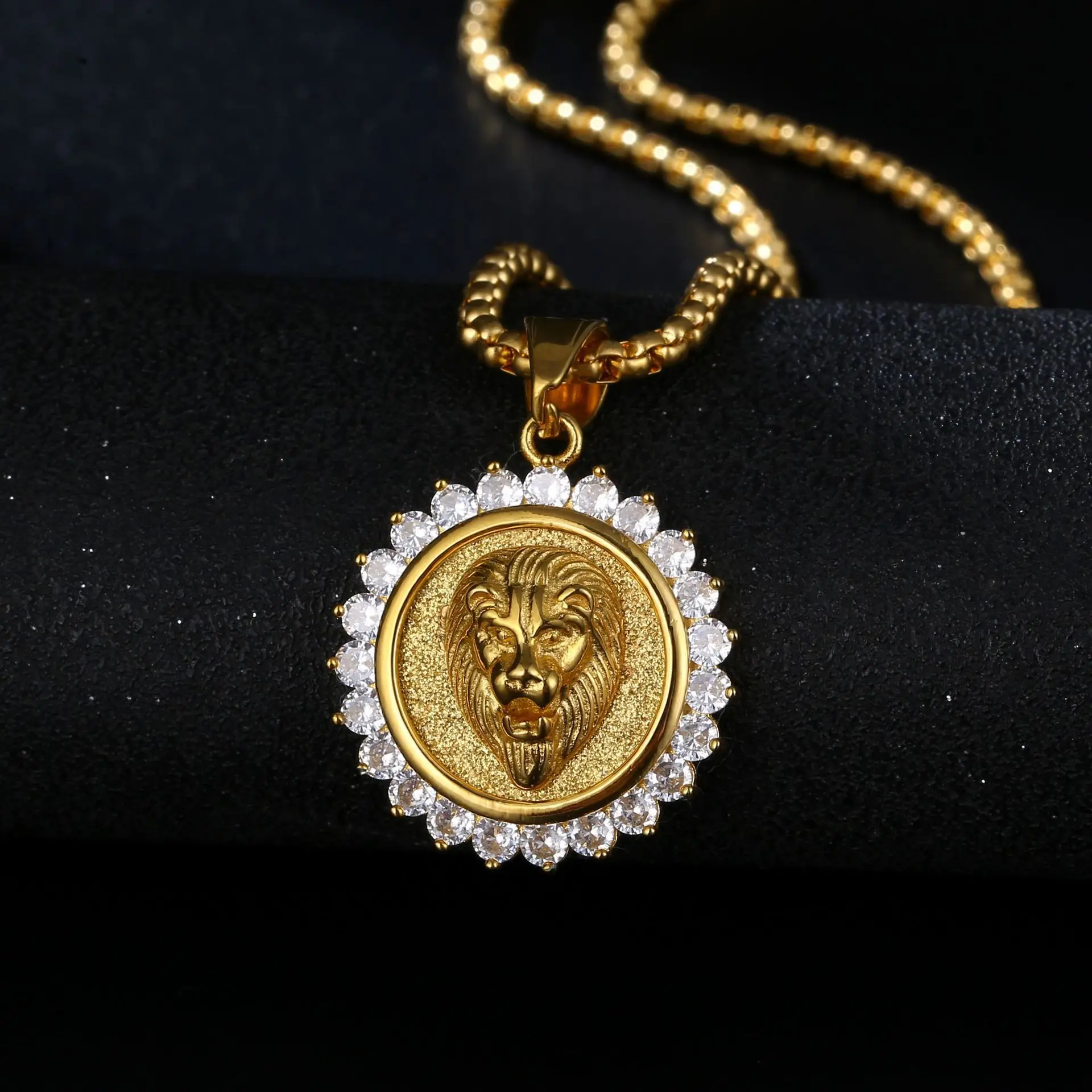 Ожерелье Besiko из нержавеющей стали с цепочкой в стиле хип-хоп, крутой кулон в виде льва с цирконами, для женщин и мужчин, модные панк-украшения, подарки
Ожерелье Besiko из нержавеющей стали с цепочкой в стиле хип-хоп, крутой кулон в виде льва с цирконами, для женщин и мужчин, модные панк-украшения, подарки