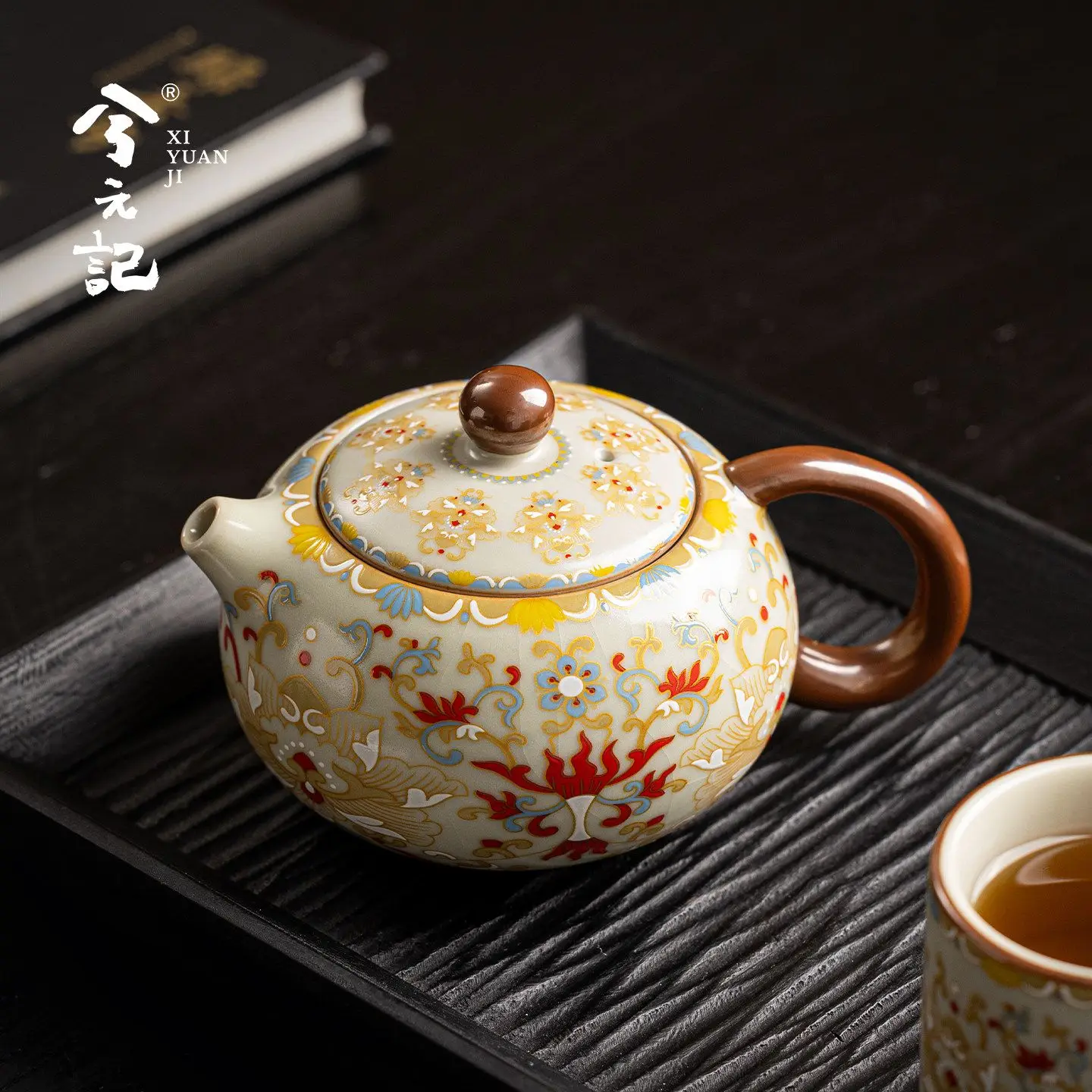 Xiyuanji Tang And Song Dynasty Fire Lotus Ru Kiln Ceramic 2026 New Model High-End Household Kung Fu Tea Set Single Pot Gift
Xiyuanji Tang And Song Dynasty Fire Lotus Ru Kiln Ceramic 2026 New Model High-End Household Kung Fu Tea Set Single Pot Gift