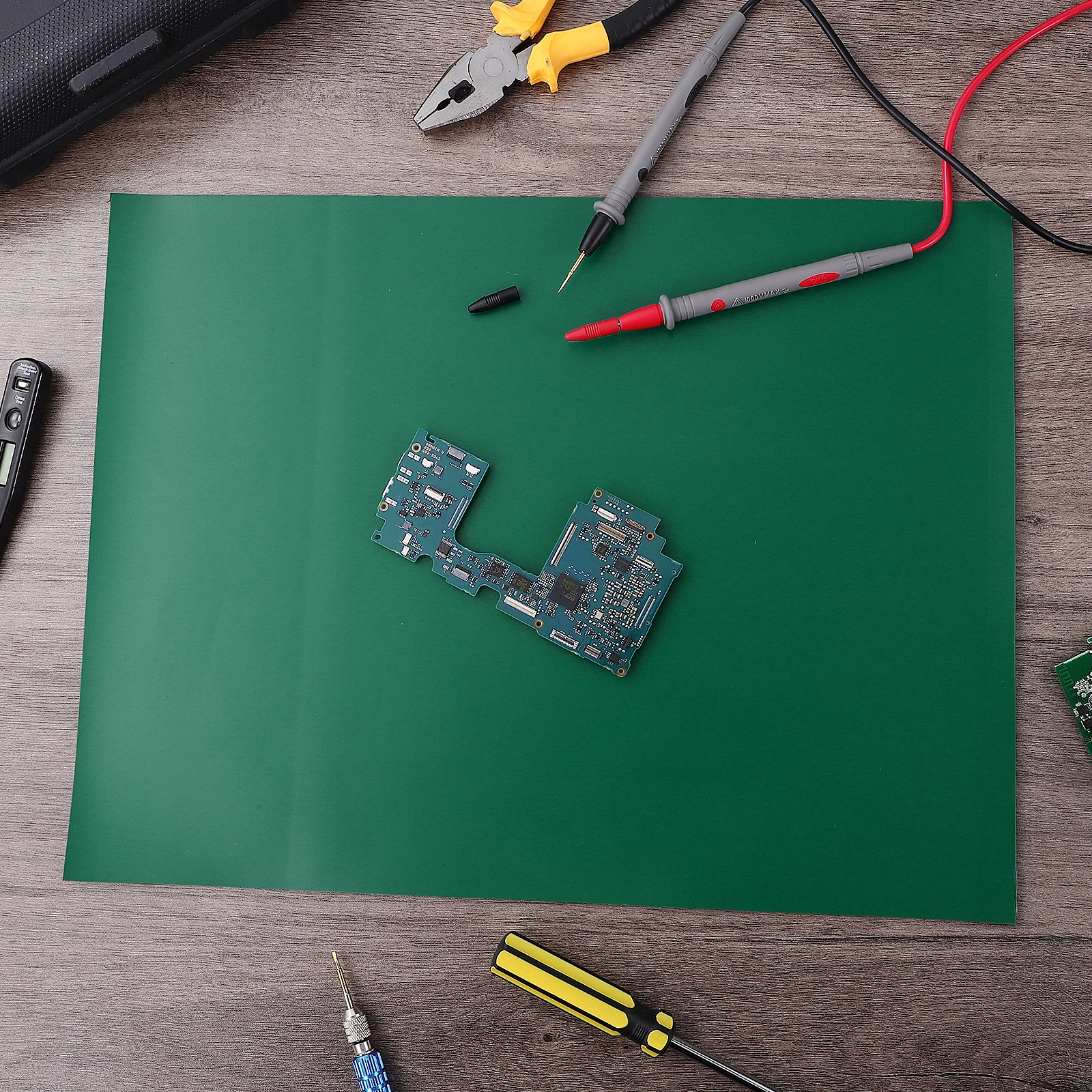 s Anti static Table Mat Work Station Grounding Workbench Electronics Repair Silicone High Temperature Resistance Wear resistant
s Anti static Table Mat Work Station Grounding Workbench Electronics Repair Silicone High Temperature Resistance Wear resistant