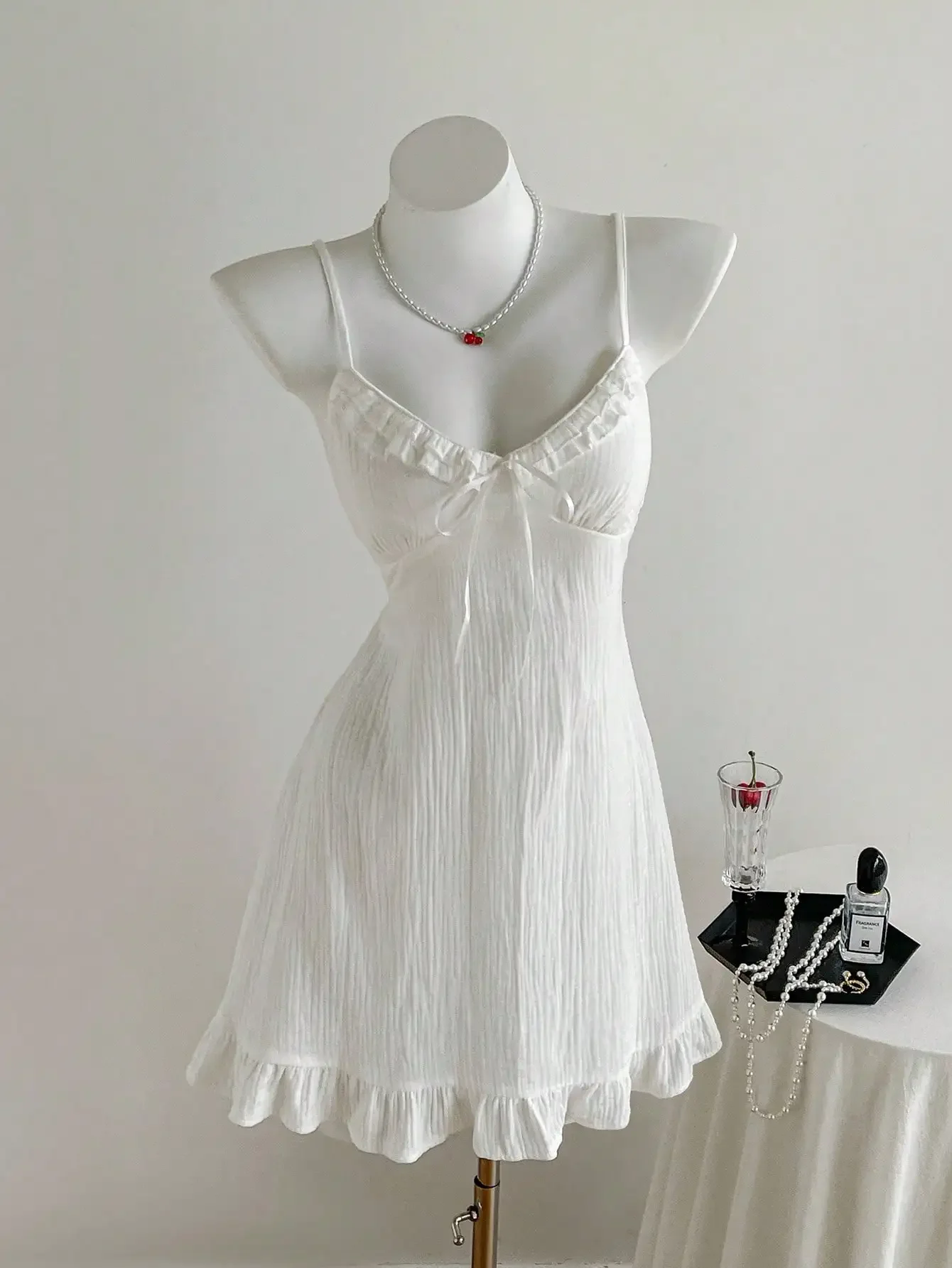 Comfortcana Women Summer Casual Solid Color Spaghetti Strap Mini Dress
Comfortcana Women Summer Casual Solid Color Spaghetti Strap Mini Dress