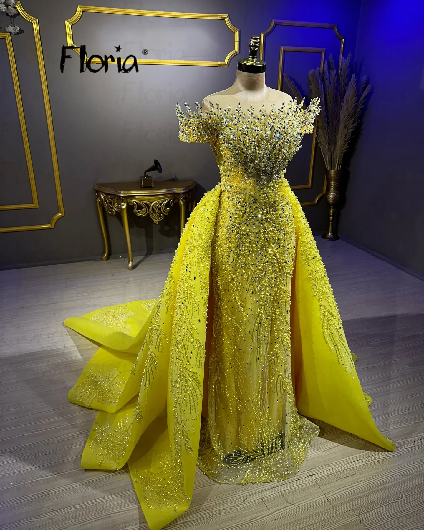 Aso Ebi Gold Shiny Prom Dresses For Black Girls African Two Pieces With Overskirt Gown Customized Wedding Reception Dress 2025
Aso Ebi Gold Shiny Prom Dresses For Black Girls African Two Pieces With Overskirt Gown Customized Wedding Reception Dress 2025