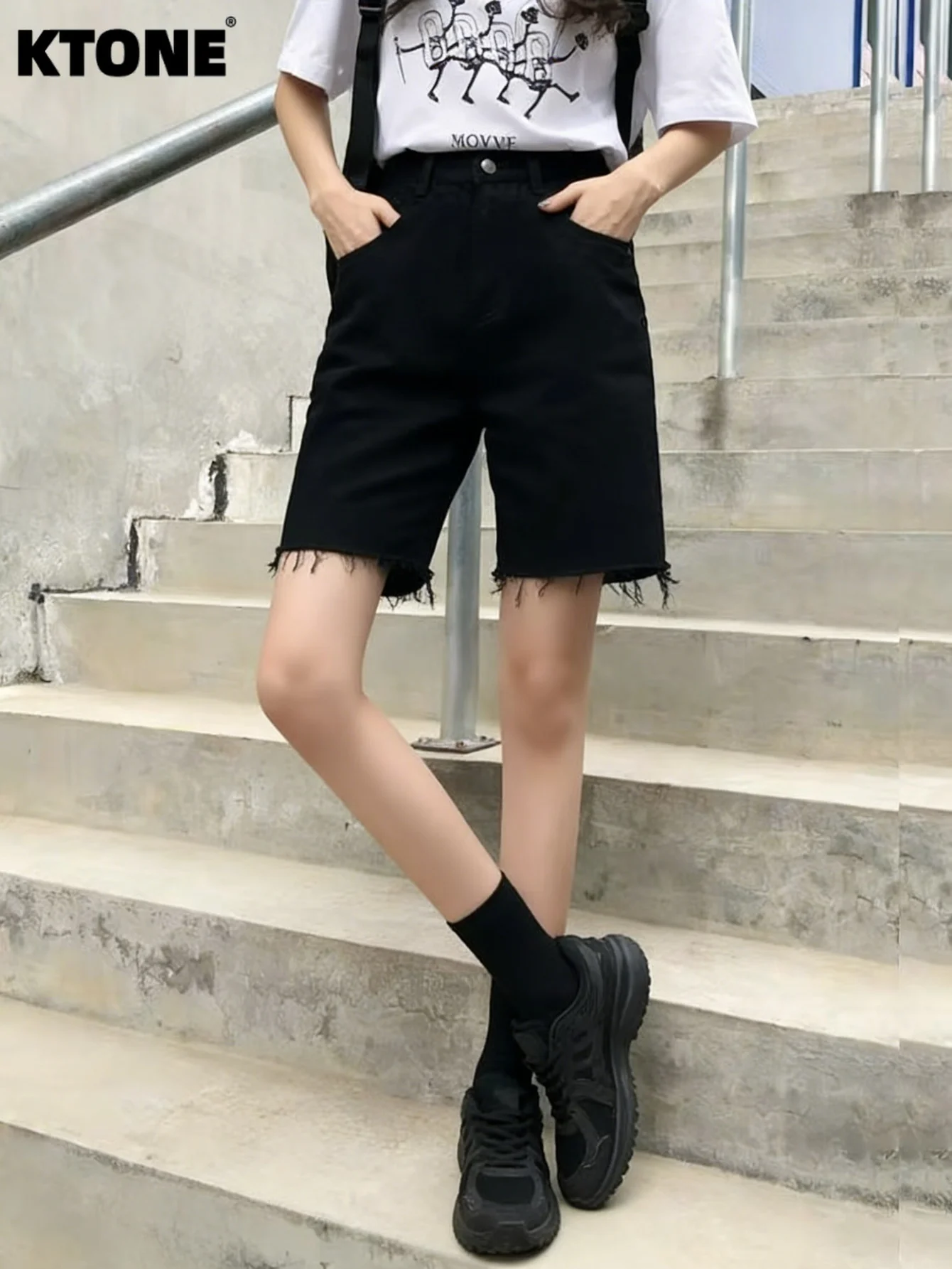 Solid Color Jeans Men's Black Slim Denim Shorts Y2K Streetwear Drip No accessories or belts included
Solid Color Jeans Men's Black Slim Denim Shorts Y2K Streetwear Drip No accessories or belts included