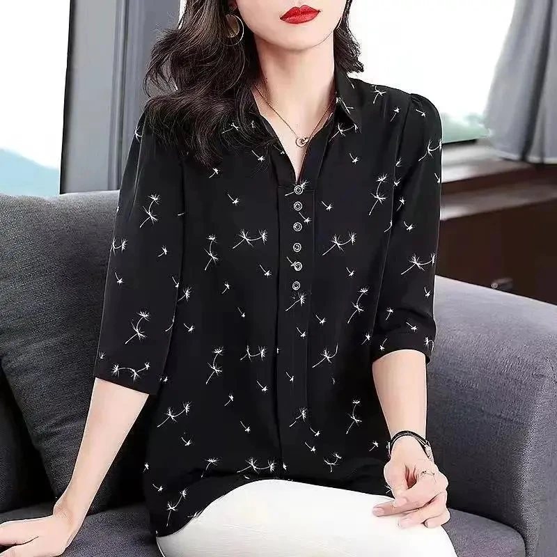 2025 Summer Oversized Printed Casual Fashion Blouse Female Polo-neck Half Sleeve Loose All-match Draped Shirt Top Women Pullover
2025 Summer Oversized Printed Casual Fashion Blouse Female Polo-neck Half Sleeve Loose All-match Draped Shirt Top Women Pullover