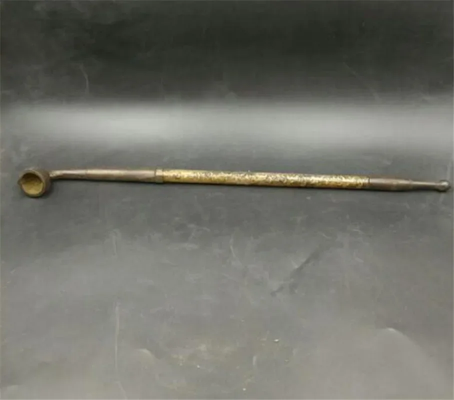 Copper Statue Collectable Chinese Brass Carved Exquisite Small Smoking Tool Pipe
Copper Statue Collectable Chinese Brass Carved Exquisite Small Smoking Tool Pipe