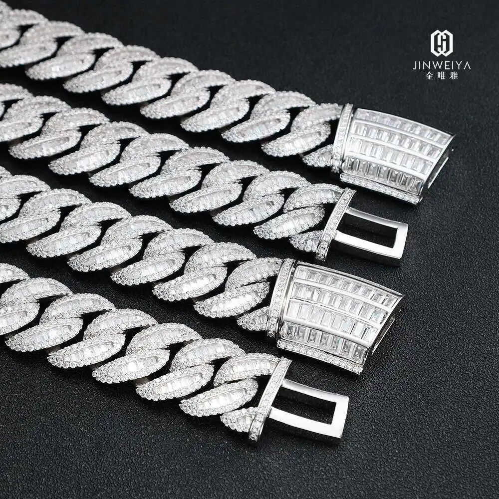 Hip Hop Necklace Luxury Diamond Silver Heavy Necklace Baguette Iced Out Cuban Link Chain
Hip Hop Necklace Luxury Diamond Silver Heavy Necklace Baguette Iced Out Cuban Link Chain